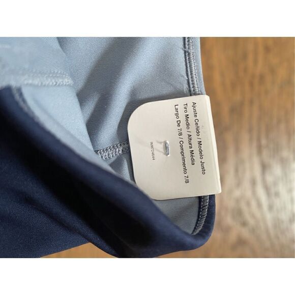 Nike One Dri-Fit 7/8 Legginf - Picture 3 of 4